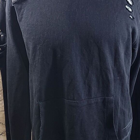 Distressed shirt   - Picture 5 of 12